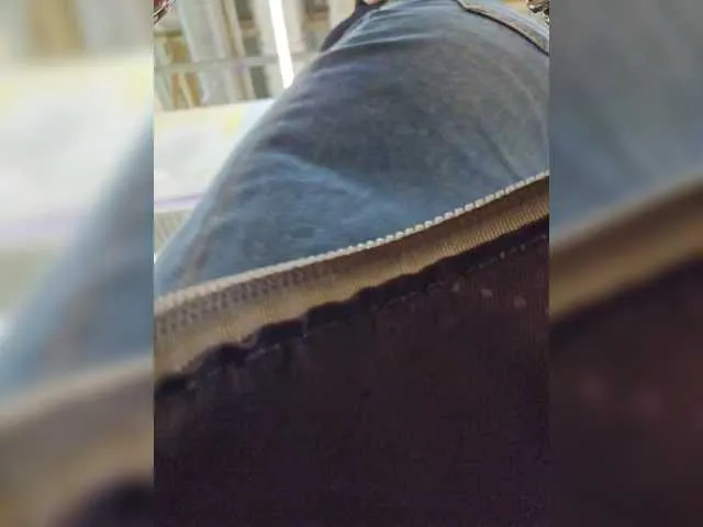 Live sex webcam photo for EditaMilf #291137304