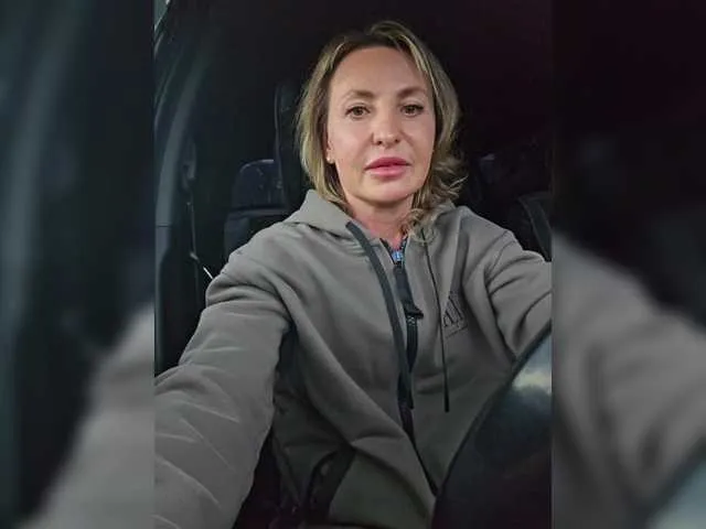 Live sex webcam photo for EditaMilf #291204928