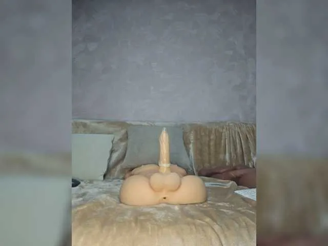 Live sex webcam photo for EditaMilf #294368693