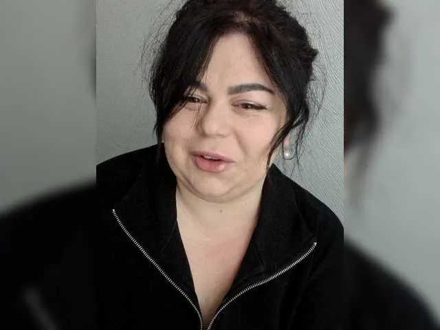 Live sex webcam photo for EdithTina #277116513