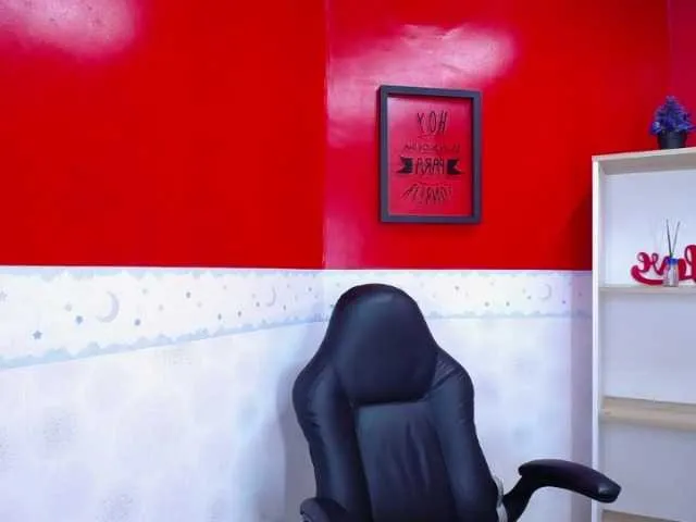 Live sex webcam photo for EdwardRaws #275603224