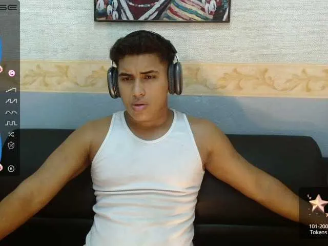 Live sex webcam photo for EdwardRaws #275919936