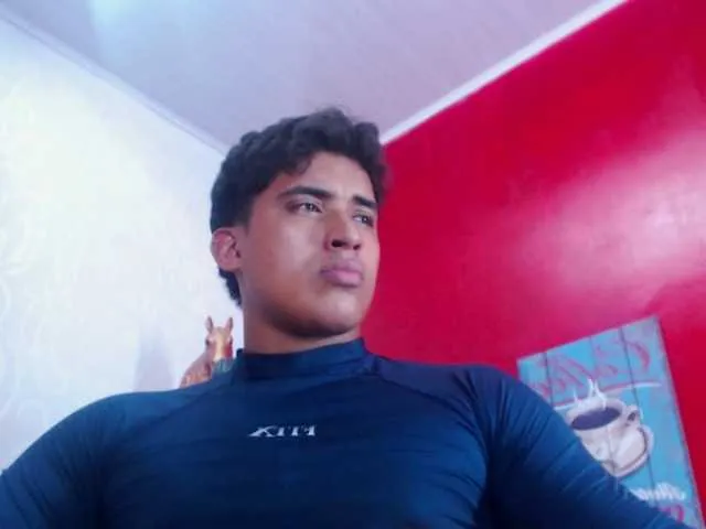 Live sex webcam photo for EdwardRaws #276066380