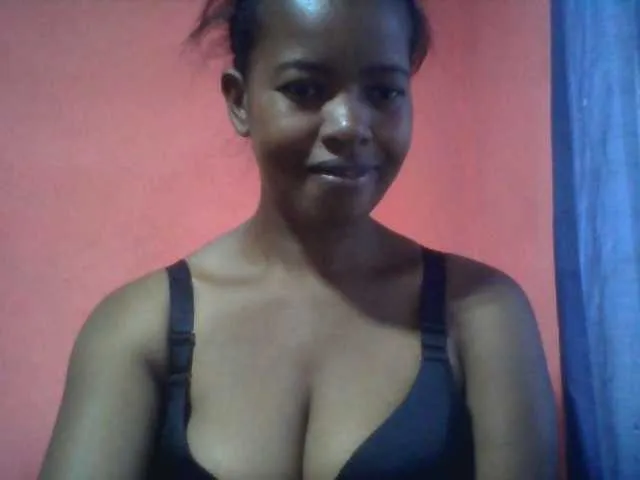 Live sex webcam photo for Edwiga #290142298