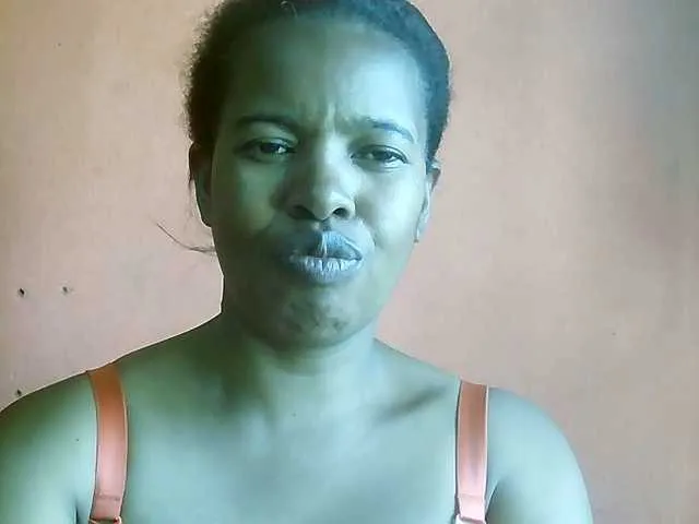 Live sex webcam photo for Edwiga #291907027