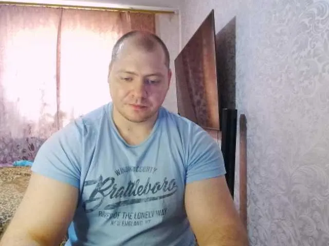 Live sex webcam photo for EdwinStalker #290958002