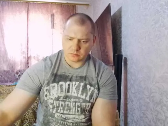 Live sex webcam photo for EdwinStalker #290990785