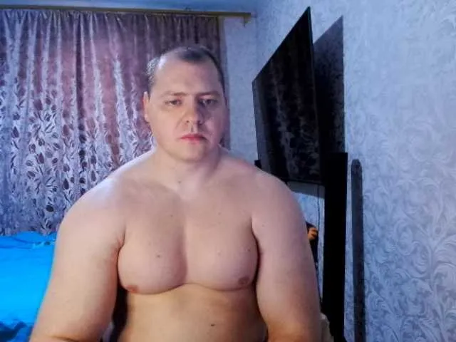 Live sex webcam photo for EdwinStalker #291359380