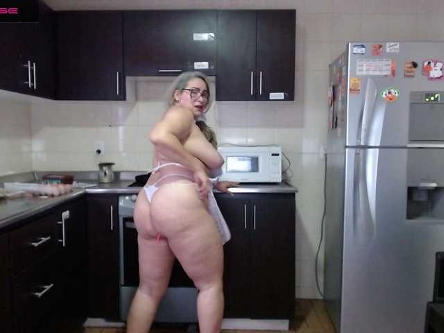 Live sex webcam photo for EelEeNna #272525468