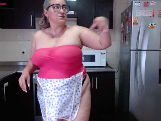 Live sex webcam photo for EelEeNna #272621462