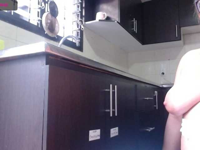 Live sex webcam photo for EelEeNna #272673855