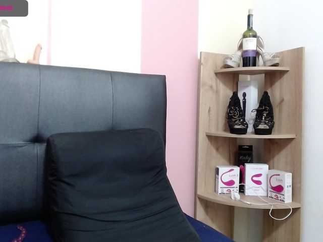 Live sex webcam photo for EelEeNna #272710103