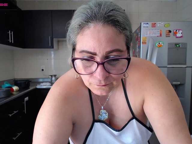 Live sex webcam photo for EelEeNna #272944137