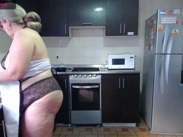 Live sex webcam photo for EelEeNna #273023060