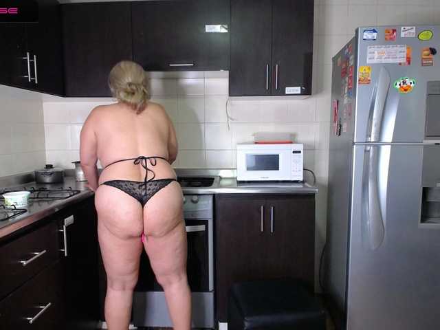 Live sex webcam photo for EelEeNna #273144017