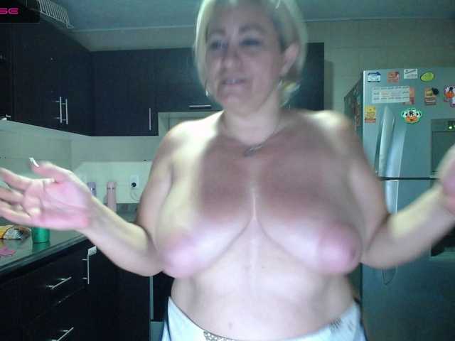 Live sex webcam photo for EelEeNna #273498181