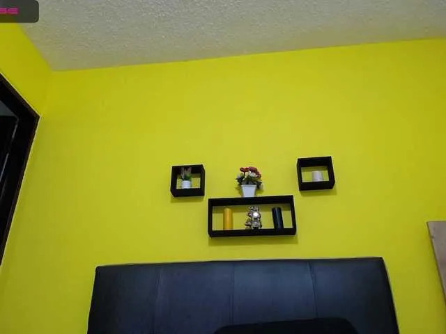 Live sex webcam photo for EelEeNna #273519993