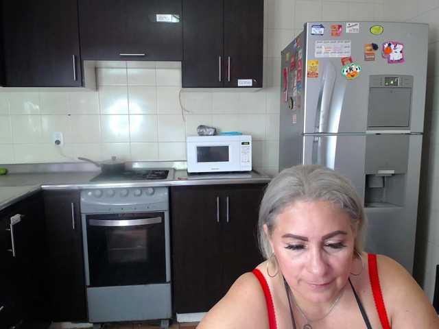 Live sex webcam photo for EelEeNna #273787661