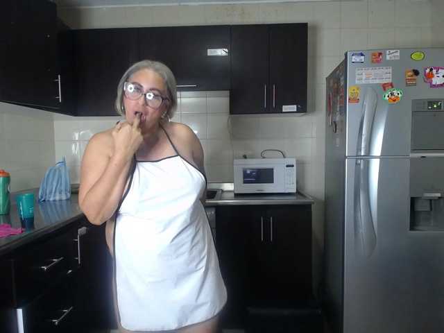 Live sex webcam photo for EelEeNna #273807557