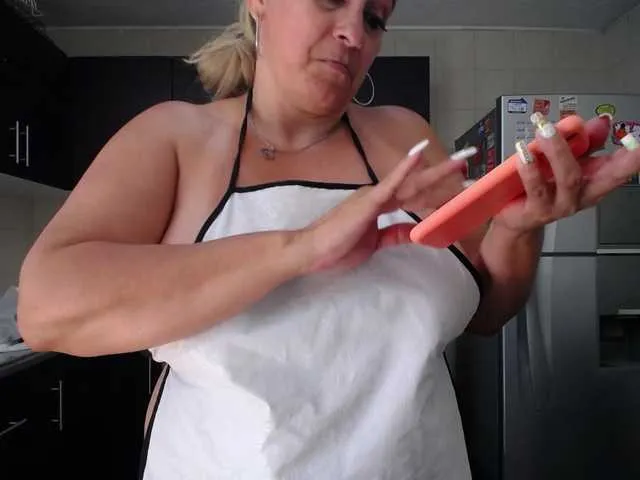 Live sex webcam photo for EelEeNna #274577763