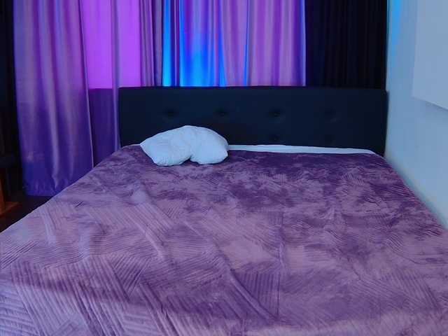 Live sex webcam photo for Eeleanor #277798096