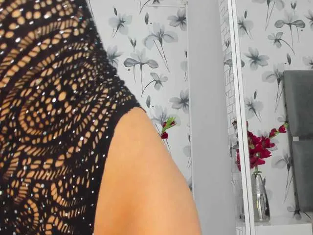 Live sex webcam photo for Ehotloveaxxx #291716098