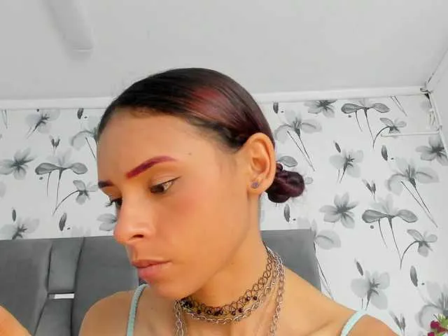 Live sex webcam photo for Ehotloveaxxx #291762534