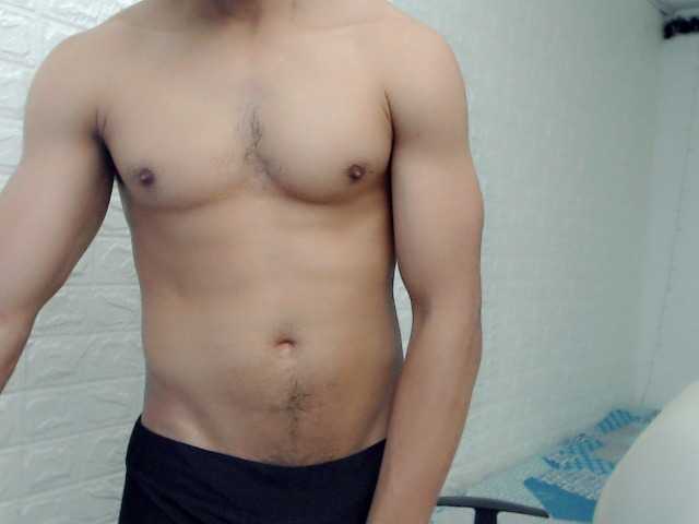 Live sex webcam photo for EidanBlack #277164900