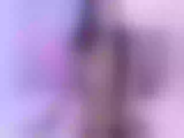 Live sex webcam photo for EileenFox #276355922