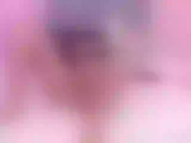 Live sex webcam photo for EileenFox #276405460