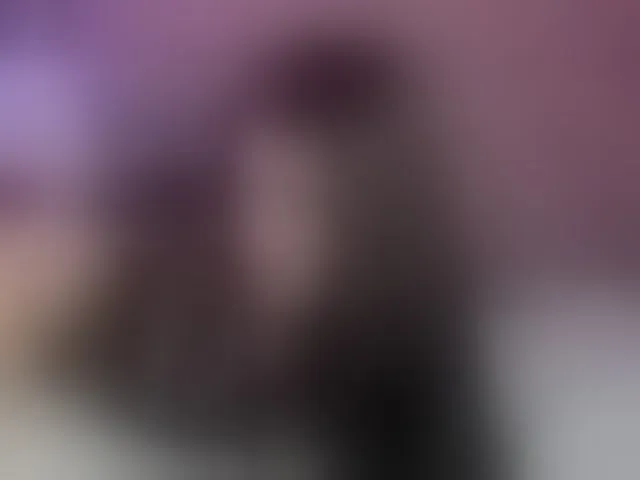 Live sex webcam photo for Eimy-saenzx #292744116