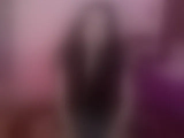 Live sex webcam photo for Eimy-saenzx #292771190