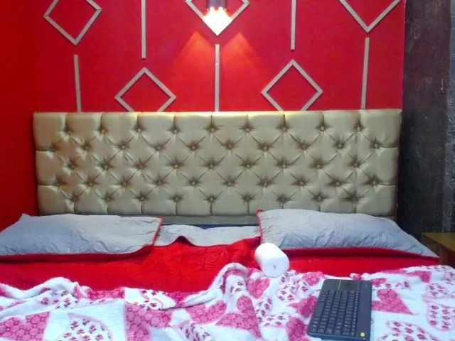 Live sex webcam photo for Eimy-vanesa #274527532