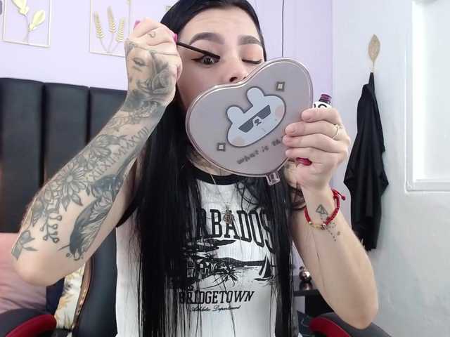 Live sex webcam photo for EimyU #288692527