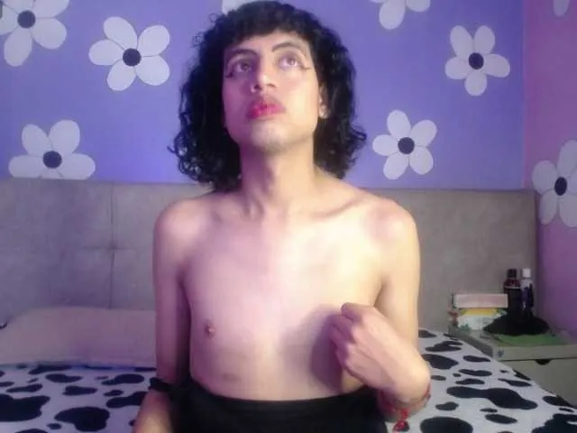 Live sex webcam photo for Eimyflorian #290421244
