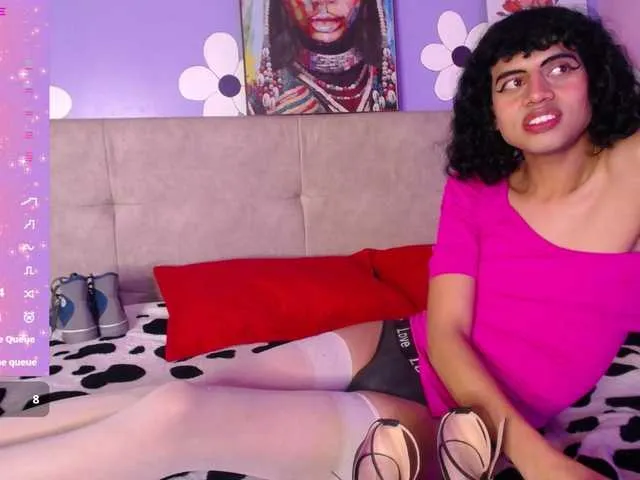 Live sex webcam photo for Eimyflorian #290481473