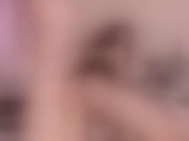 Live sex webcam photo for Eimyflorian #290815276