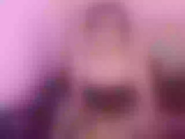 Live sex webcam photo for Eimyflorian #290919611