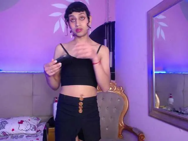 Live sex webcam photo for Eimyflorian #291137747