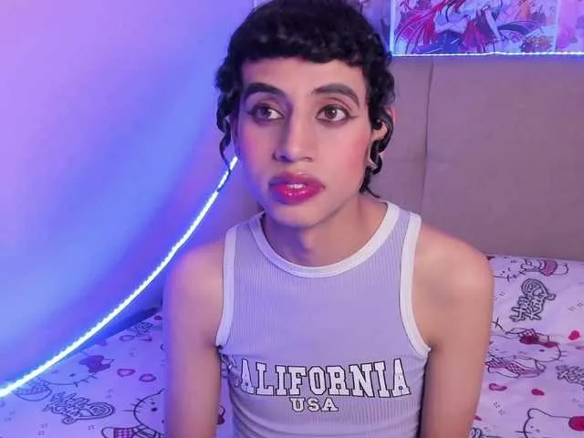 Live sex webcam photo for Eimyflorian #291184279