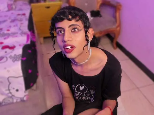 Live sex webcam photo for Eimyflorian #291286625
