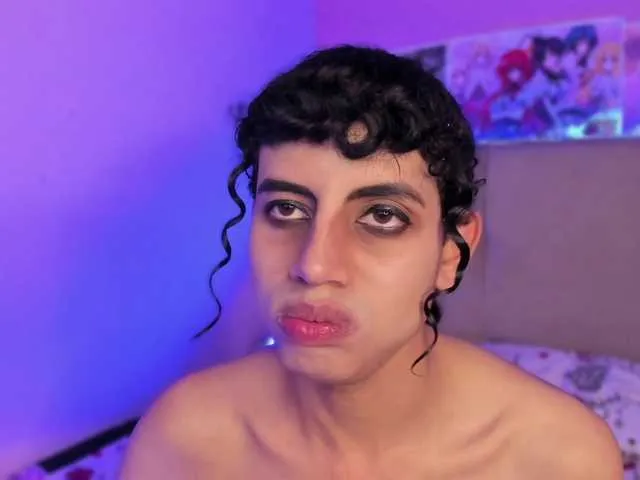 Live sex webcam photo for Eimyflorian #291460365
