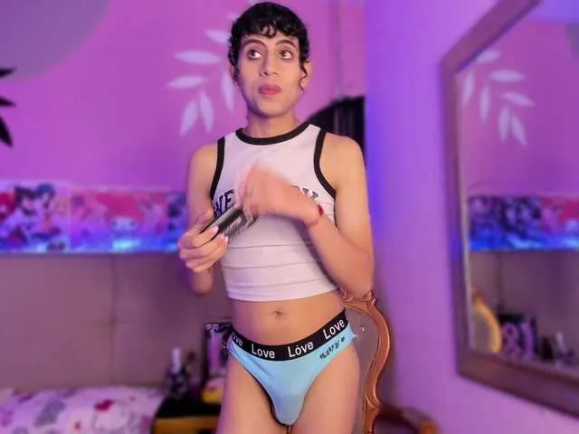 Live sex webcam photo for Eimyflorian #291494419