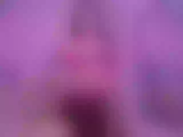 Live sex webcam photo for Eimyflorian #292000884