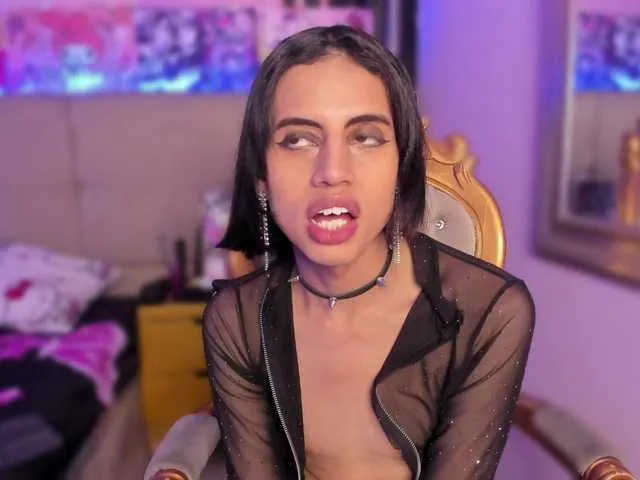 Live sex webcam photo for Eimyflorian #292229588