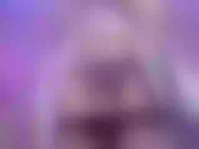 Live sex webcam photo for Eimyflorian #292236815