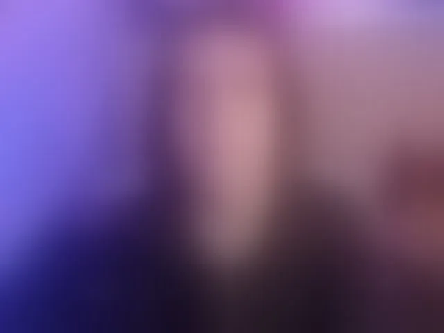Live sex webcam photo for Eimyflorian #292267988
