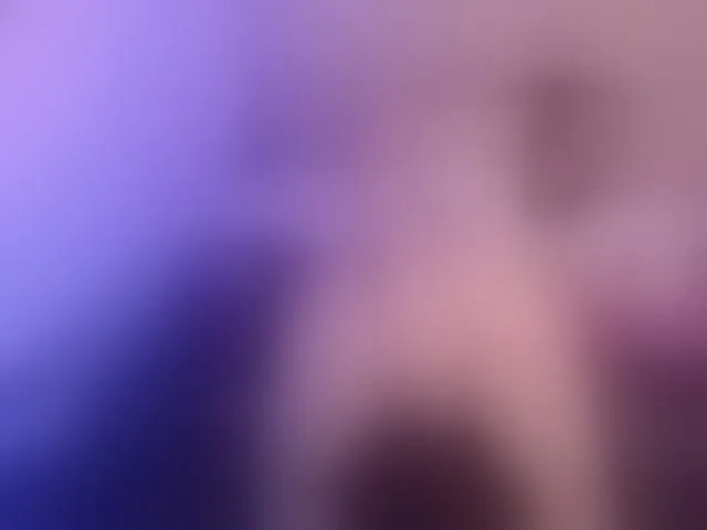 Live sex webcam photo for Eimyflorian #292347650