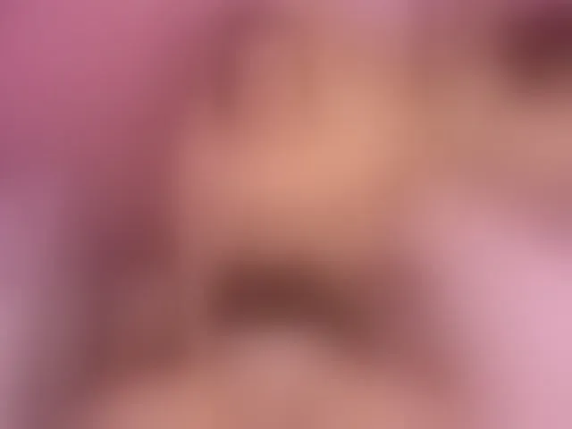 Live sex webcam photo for Eimyflorian #292571395