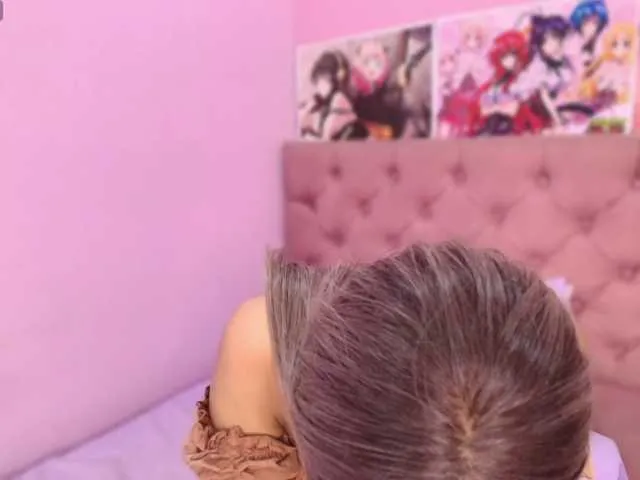 Live sex webcam photo for Eimyflorian #293562105
